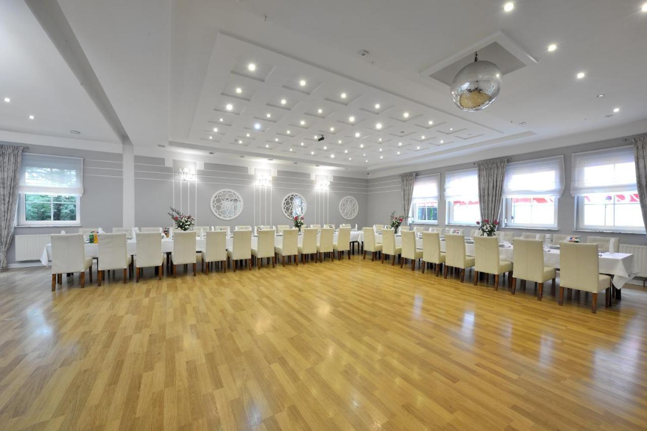 Hotel Agat Piotrkow Trybunalski Luaran gambar