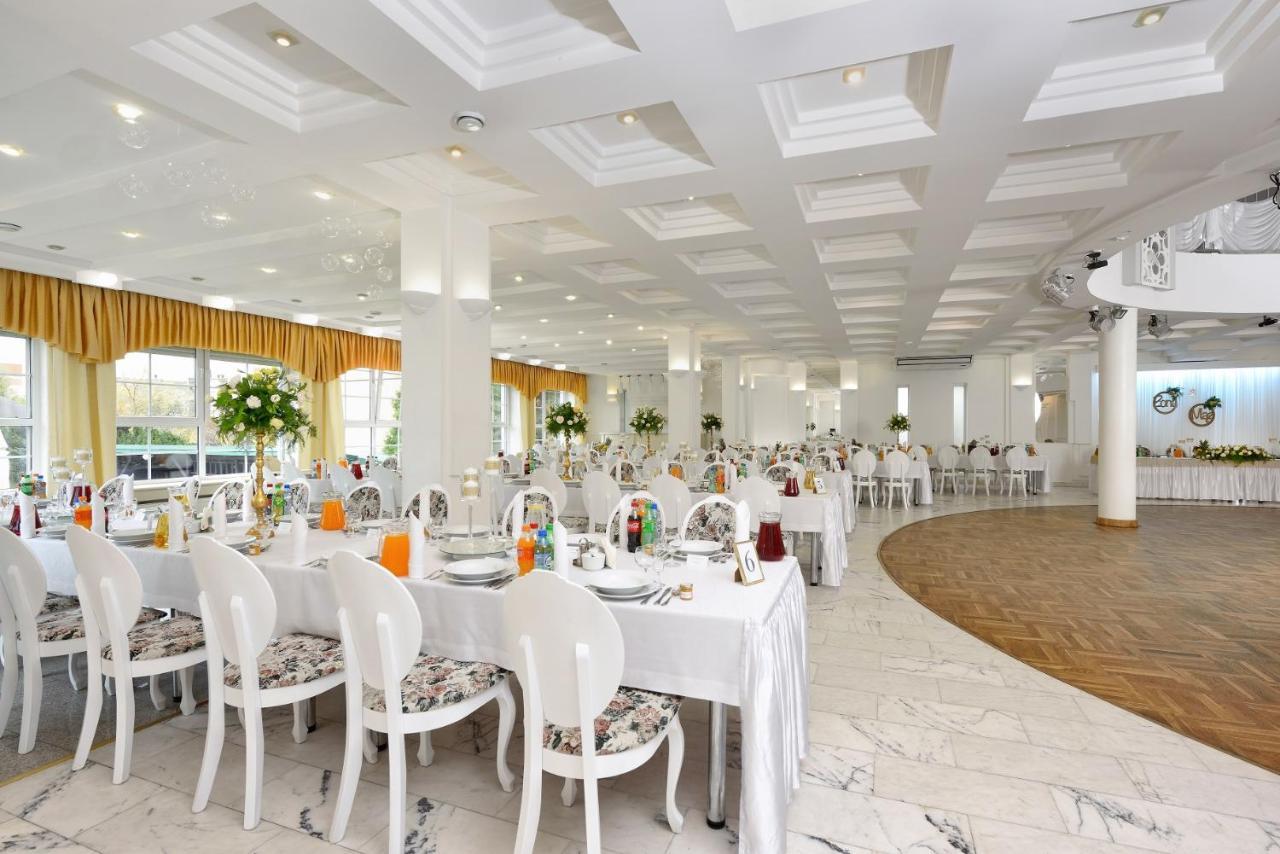 Hotel Agat Piotrkow Trybunalski Luaran gambar