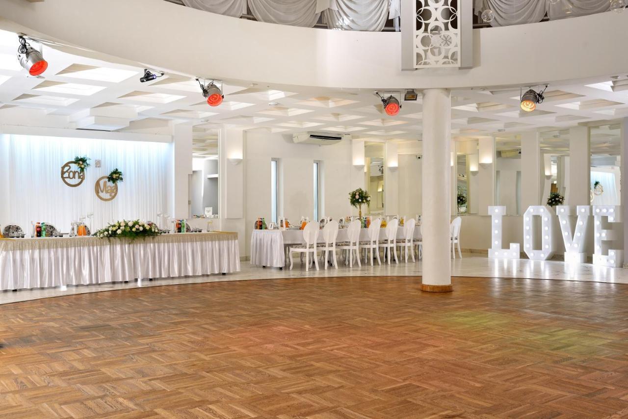 Hotel Agat Piotrkow Trybunalski Luaran gambar